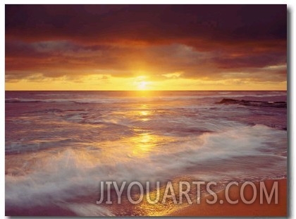 Sunset Cliffs Beach on the Pacific Ocean at Sunset, San Diego, California, USA