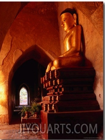 Golden Statue of Buddha in Sulamani Temple, Bagan, Mandalay, Myanmar (Burma)