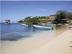 Half Moon Bay, Roatan, Bay Islands, Honduras, Central America1