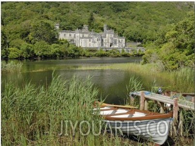 Kylemore Abbey, Connemara, County Galway, Connacht, Republic of Ireland