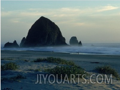 Haystack Rock, Cannon Beach, ORegon Coast, OR