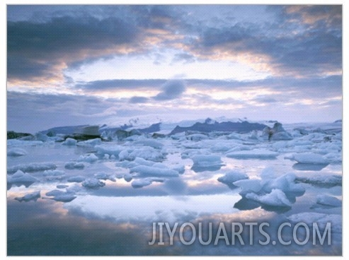 Jokuslarlon Glacial Lagoon, Vatnajokull Ice Cap, Iceland, Polar Regions